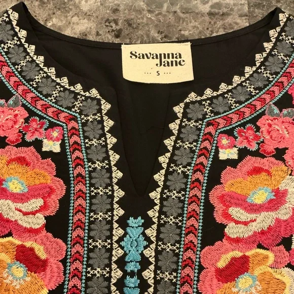 Savanna Jane Vibrant Floral Tunic Bell Sleeve Boho Colorful Embroidery WM SZ S - Picture 3 of 16